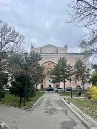 An Operatic Spring