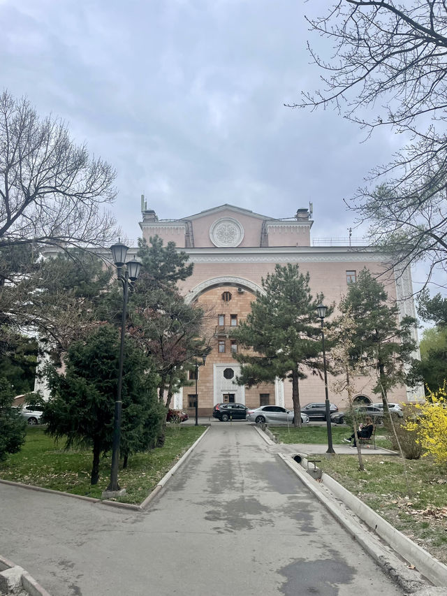 An Operatic Spring