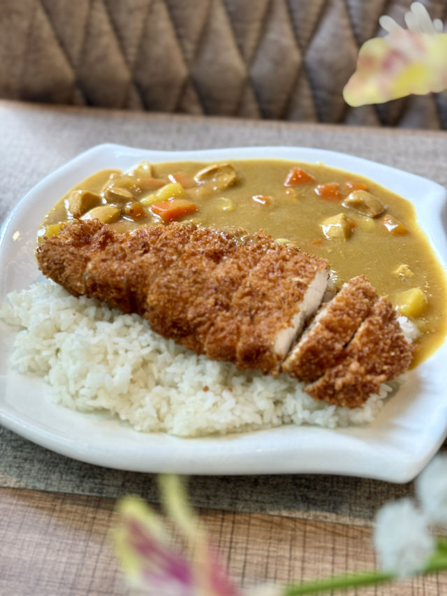 Spring in Dushanbe – A Cozy Lunch at Кафе Sapporo