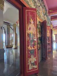 Stunning temple in Phrachuap Khiri Khan