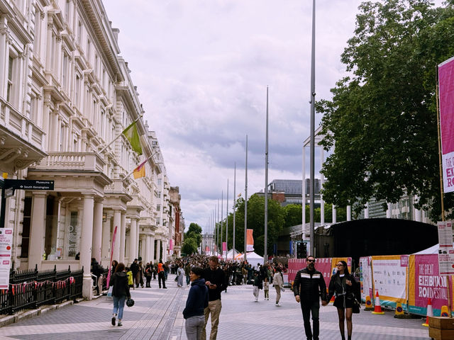 🏛️🎒 Free Museum Day on Exhibition Road — London’s Best No-Spend Cultural Adventure!