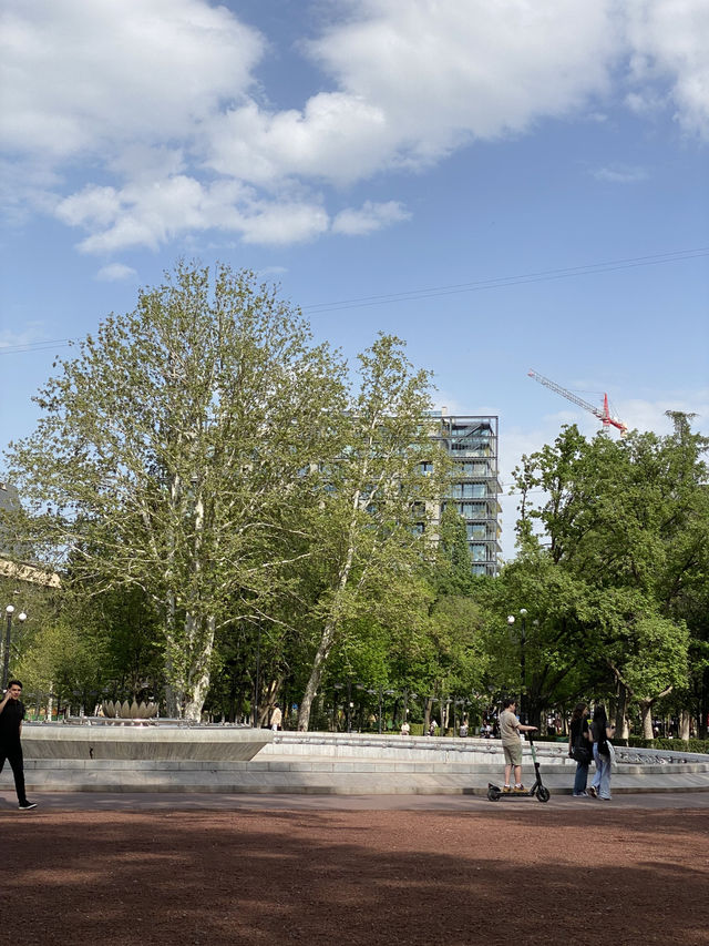 🌳 Vake Park – Tbilisi’s Lush Green Escape! 🌿