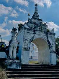 Wat Phra Bat Huai Tom — Sacred Hmong Temple in Lampang
