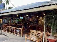 A Flavorful Night at Kinabuchs Grill & Bar – Puerto Princesa’s Iconic Dining Spot! 🌟🐊  