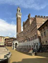 Tuscan Arches Await: province of Siena adventure