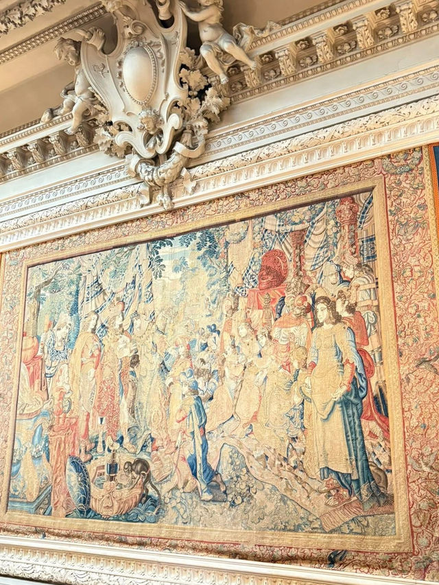 THE BREAKERS NEWPORT: A MASTERPIECE OF GILDED AGE BEAUTY 🇺🇸 THE BREAKERS NEWPORT: A MASTERPIECE OF GILDED AGE BEAUTY 🇺🇸