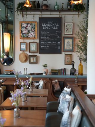 London | Newly-opened restaurant in the hotel