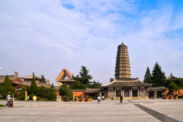 Famen Temple, also known as Fayun Temple, is located in Famen Town, Fufeng County, Baoji City, Shaanxi Province, and is known as the 'ancestor of Guanzhong pagoda temples'