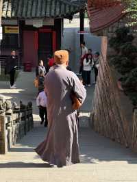 國內唯一擁有“聖旨牌坊”的寺廟,據說祈官很靈~