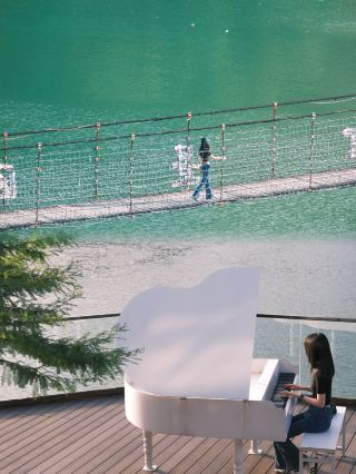 Stop squeezing into the crowds at Yunhe Terraces and come for a vacation on this small island instead