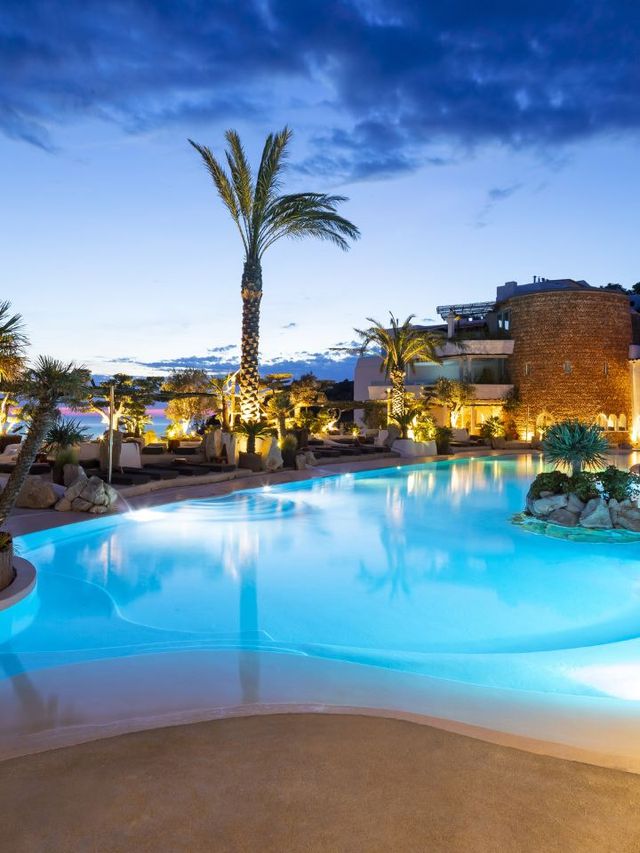 🌟 Ibiza's Hidden Gem: Luxe Views & Pools at Na Xamena 🌊✨