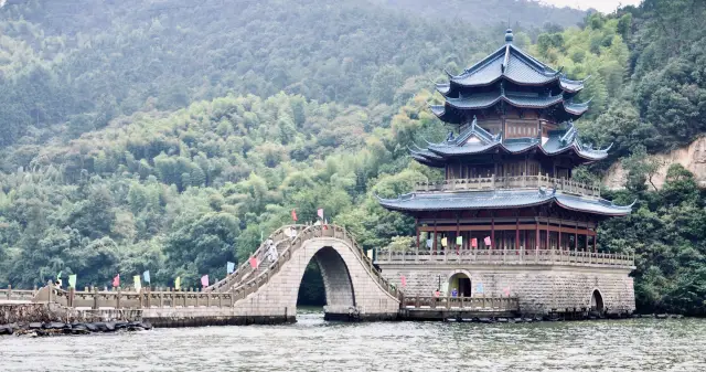 嚴子陵釣台：富春江邊的隱居生活