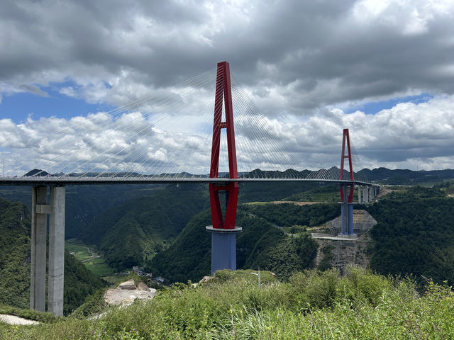 貴陽·龍里河峽谷——林城東南度假地