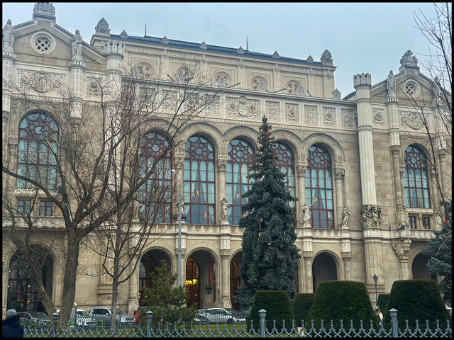Hungarian parliament building 🤩