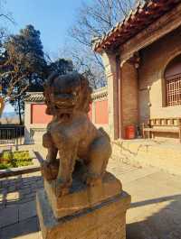 山東濟南，靈巖寺，
