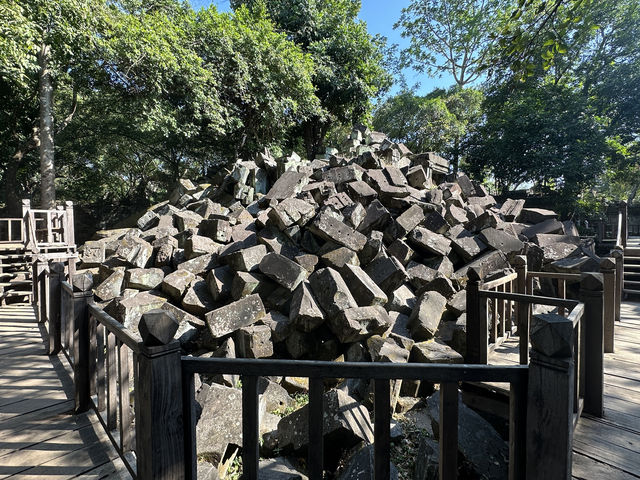 崩密列：吳哥王朝失落的密碼