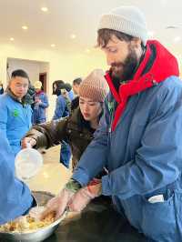 Panda Base Volunteer Experience - Mountain Day Tour 
