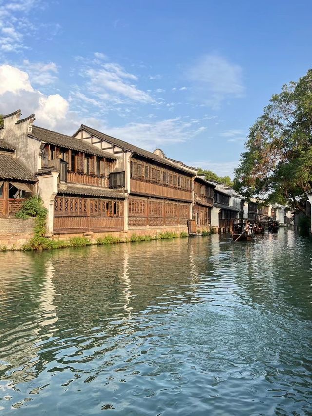 枕水烏鎮，尋一場江南舊夢