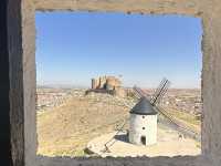 Los Molinos de Consuegra – Where Don Quixote’s Dreams Come to Life! 🌪️🏰
