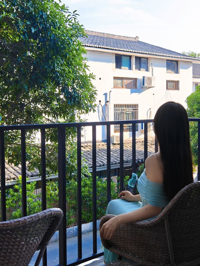 杭州西湖邊嘅隱世桃源｜住進茶園裡嘅神仙民宿