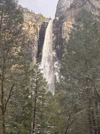 📍Bridalveil Falls - A Natural Wonder, The Sheer Force Of Water 🏞️