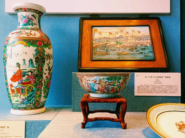 Guangdong Ceramic and Wood Carving Art