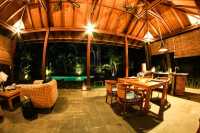 芒果樹別墅嘅天堂體驗 | Mango Tree Villas Getaway   酒店：Man