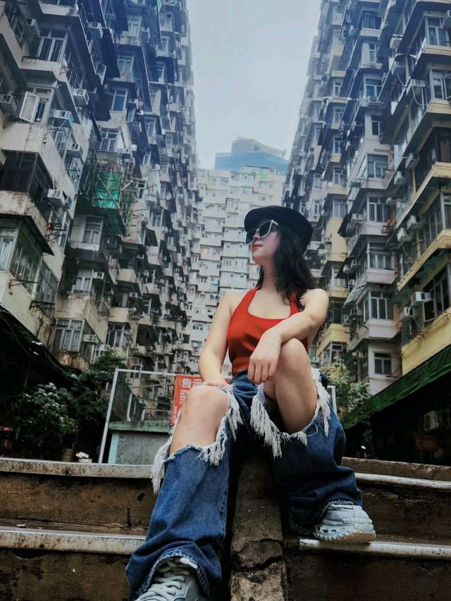 monster Building  in Hong Kong is Mesmerizing❤️