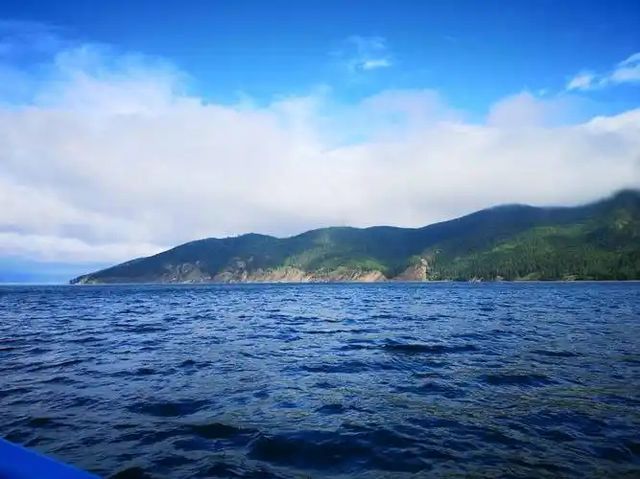 全球絕美湖泊全攻略17處神仙湖泊承包你的朋友圈！