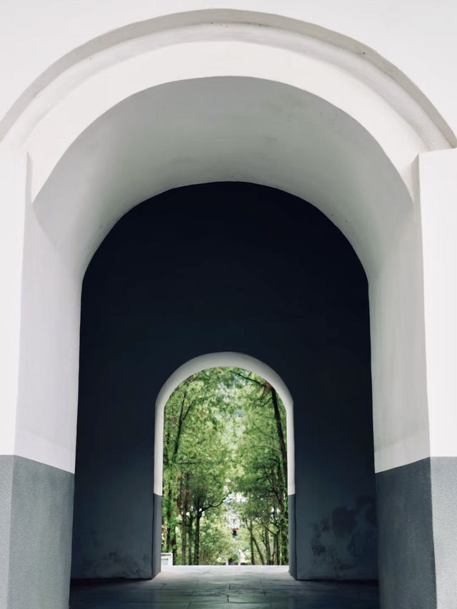 溪水潺潺，歲月靜好 —— 白河縣橋兒溝景區