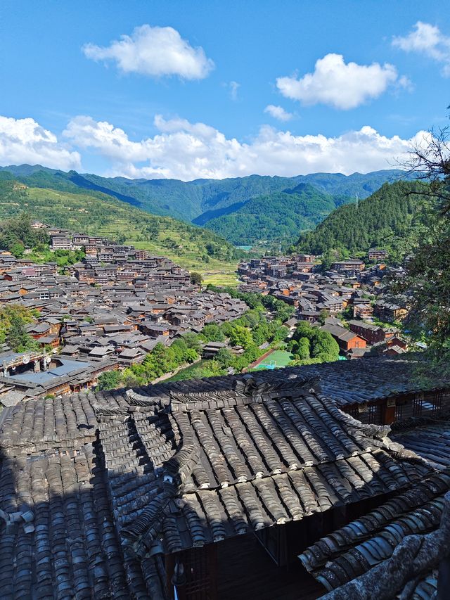 西江千戶苗寨已回，最值得的觀景位
