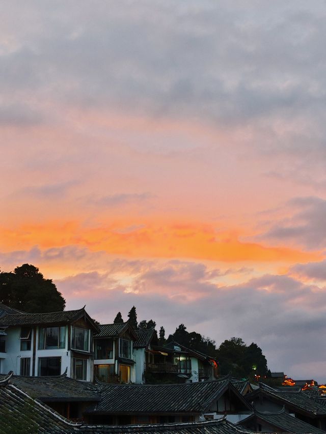 【夜泊心雲舍】麗江古城的夢幻庭院，美到犯規！