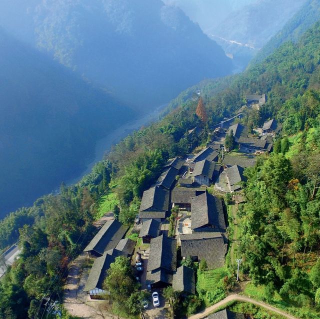 一座藏在大山深處的“綠肺”,讓你心情UP到飛起! 一座藏在大山深處的“綠肺”,讓你心情UP到飛起!