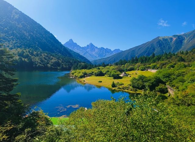 唱著情歌去康定！進雪山下的浪漫小城