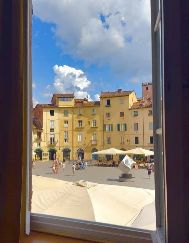 Lucca is more than just its city walls! The vintage sea of books at La Piazzetta del Libro is a must-visit
