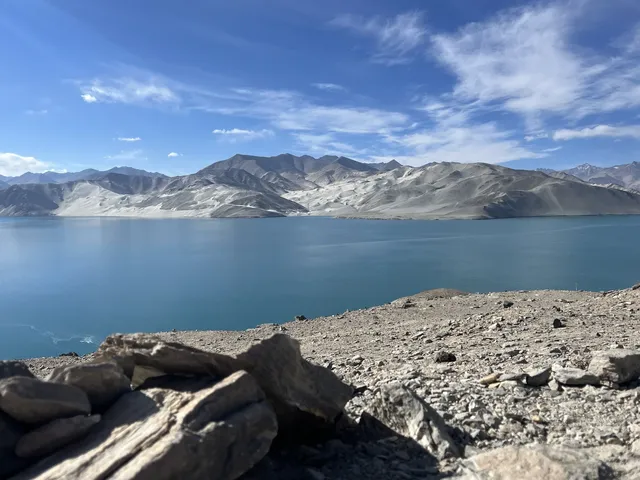 塔縣回喀什偶遇白沙湖封神路段,缺場雪! 塔縣回喀什偶遇白沙湖封神路段,缺場雪!