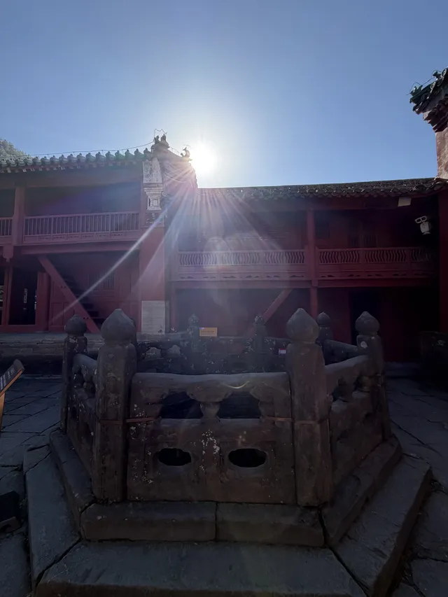 爬武當山已回/現在的腿已經不是自己的腿