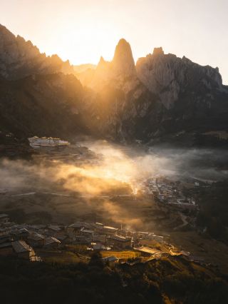 หยุดการแออัดในมณฑลเสฉวนตะวันตกเสียที กานหนานคือขีดจำกัดที่แท้จริงสำหรับพื้นที่ของชาวทิเบต