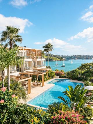Stayed at a cliffside hotel on Sydney’s beach—so healing