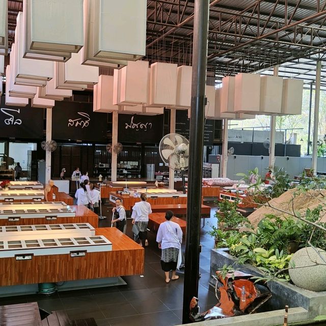 อิ่มบุญ สุขใจ วัดป่าวชิรบรรพต