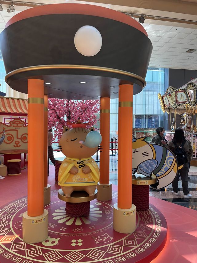 黃阿瑪一行8貓將以不同造型現身馬鞍山廣場