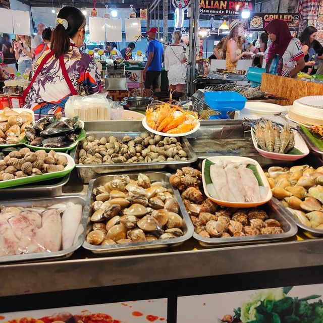 Aonang Landmark Night Market 