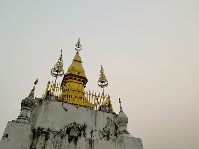 พระธาตุพูสี - หลวงพระบาง