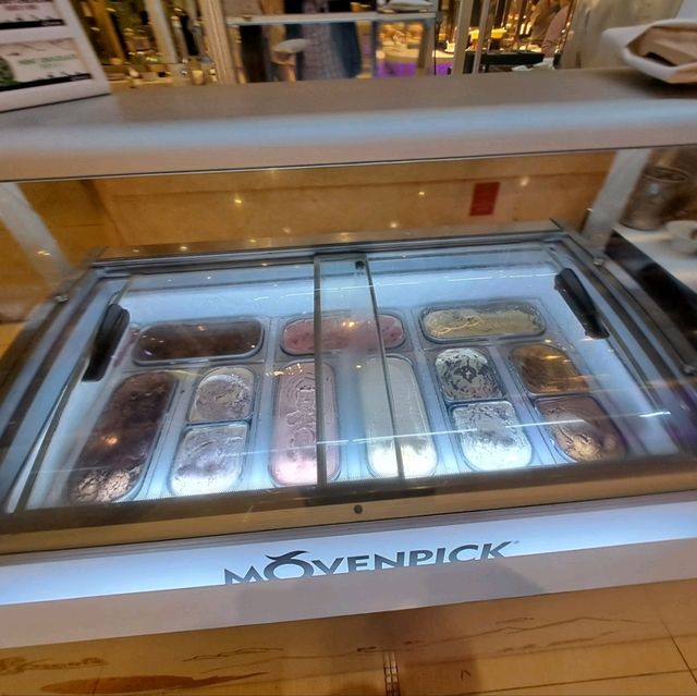 富豪香港酒店自助晚餐的個人體驗