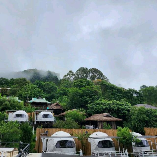 สวนอีเดน ม่อนแจ่ม Eden Gardens Resort