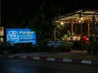 ศาลาลอย ร้านอร่อยหาดราไวย์ ภูเก็ต