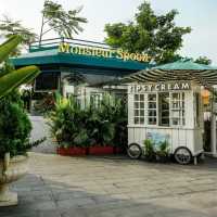 Parisian Style Cafe In Jakarta⁉️🤩🥐