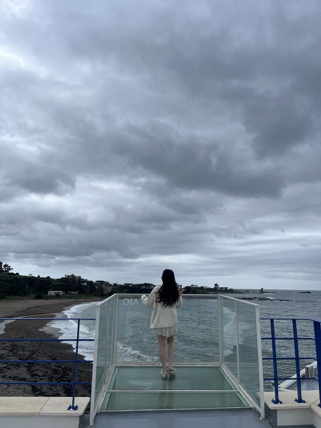 바다뷰 포토존이 한가득한 포항 오이아 카페
