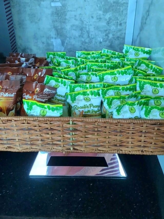ARE YOU A FAN OF AIRPORT LOUNGE ? JASMINE LOUNGE