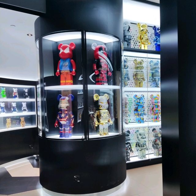 Action City Bearbricks Jewel Changi
